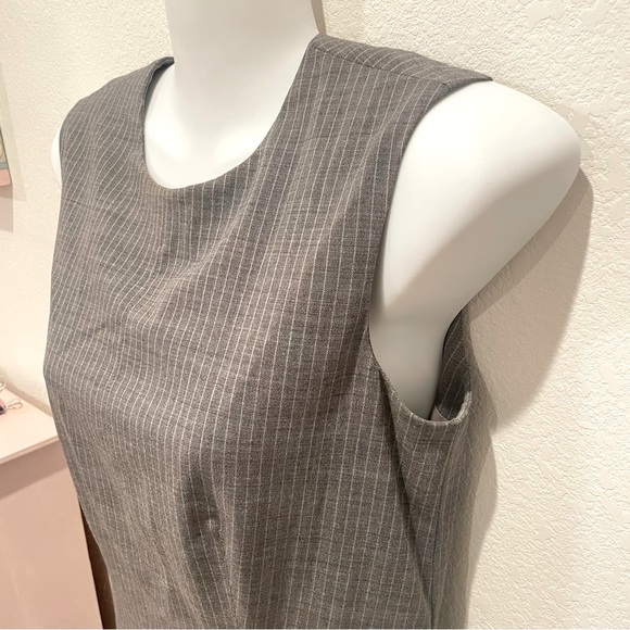 PIAZZA SEMPIONE Grey & White Pinstripe Virgin Wool Sleeveless Tiered Dress US 2 - Picture 6 of 12